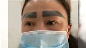 女子紋眉遇學徒結果崩潰　網笑：王小虎是你？