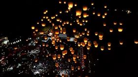 2024新北市平溪天燈節今（24）日元宵節在十分廣場盛大接續展開。（圖／翻攝畫面）