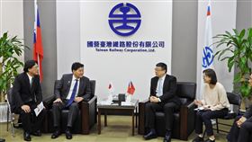 日本京急、阪神電鐵拜會台鐵公司，雙方互相交流意見。（圖／台鐵公司提供）