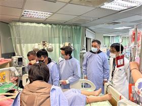 彰化3姊弟遭撞姊妹命危，姊姊。(圖/彰化秀傳醫院提供)