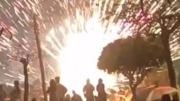 滿地血跡！煙火落地變炸彈　聖母廟道歉了