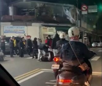 苗栗迎龍大亂鬥！8惡煞街頭堵人鐵棒開打