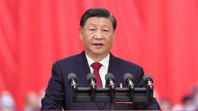 中國共產黨第二十次全國代表大會今（16）日在北京人民大會堂開幕。習近平發表演說。（圖／翻攝自新華網）
