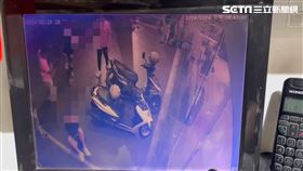 高雄,瑞豐夜市,行車糾紛,毆打,球棒