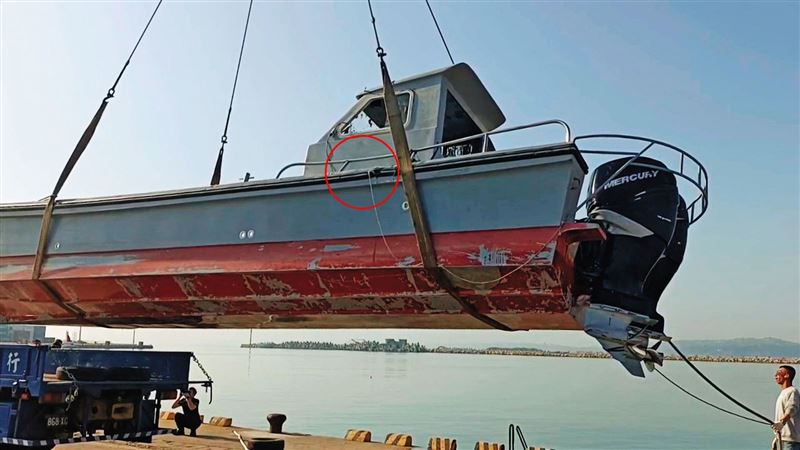 陸艇翻覆新凹痕曝　檢方朝過失致死偵辦