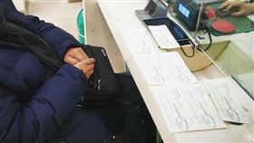 中國阿公7筆定存。（圖／翻攝自微博） 