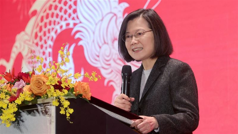 蔡英文：台灣要繼續穩健前行、走向世界