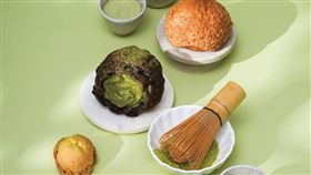 beard papa’s 3/1~3/31推出最適合在春天品嘗的「抹茶歐蕾泡芙」。（圖／品牌業者提供） 