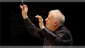 拉斯維加斯愛樂（ Las Vegas Philharmonic）董事長Jeri Crawford宣布，已聘請史拉特金（Leonard Slatkin）自2024-2025樂季起，擔任該團藝術顧問，並出席2月24日開樂季節目的公開活動；雙方正式的合約關係，則以11月9日的演出為始。