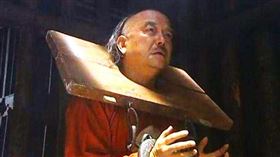 ▲和珅是歷史上有名的貪官。（影視示意圖／翻攝自百度百科）