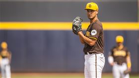 ▲達比修有熱身賽首戰，2局投球飆出3次三振。（圖／翻攝自教士隊X）