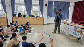 國北教大至澎湖縣白沙國小辦理霸凌防制有獎徵答國立台北教育大學透過教育部補助辦理「中小學及社區法治教育計畫」，前往澎湖縣白沙國小舉辦校園霸凌防制有獎徵答等活動，提升小學生的法治素養。（教育部提供）中央社記者許秩維傳真  113年2月28日