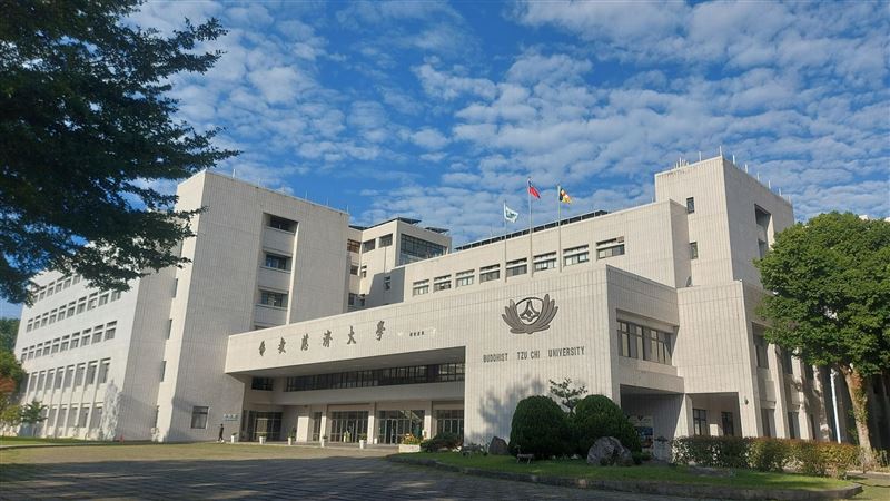慈大醫學院添生力軍　東台唯一藥學系首招