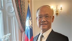 鄧振中：台美貿易倡議首場會議  27日當週華府舉行「台美21世紀貿易倡議」1日啟動，後續發展備受矚目。政務委員鄧振中17日告訴中央社，倡議首場會議將於27日當週在華府舉行，台灣的目標是與美國簽署貿易協定。中央社記者陳韻聿倫敦攝  111年6月19日