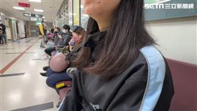 女警廖訢恬左腿、右額頭擦傷。（圖／翻攝畫面）