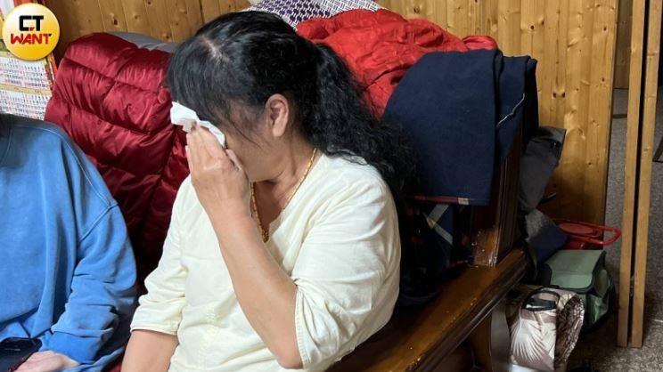 兒遭裝桶棄屍母自責11年　神明：老虎咬走