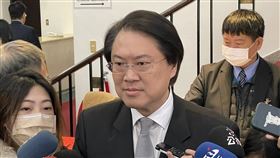 ▲內政部長林右昌立院受訪。（圖／記者高逸帆攝影）