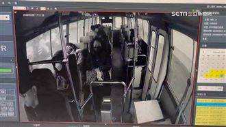 基隆公車駕駛突不適　強撐停路邊後昏迷