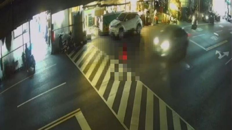 過斑馬線去菜市場　77歲嬤遭撞飛搶救不治