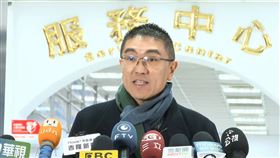 基隆市東岸商場爆發產權爭議，原先負責營運的主富服裝公司（NET）不滿基隆市政府2月1日凌晨指示40多名警力強制接管商場，控告基隆市長謝國樑、市政府交通處長等人強盜、竊佔、強制、毀損等多項罪名。基隆地檢署受理後已分「他字案」偵辦，謝國樑今天（1日）將出庭應訊前表示，檢察官一定能夠還原真相，還予基隆市政府一個公道。