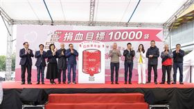 捐血家年華　戴永輝：大豐集團同仁挽袖捐血放公假