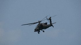 金色眼鏡蛇兩棲攻擊演練 阿帕契直升機