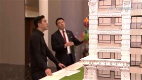 買房，看屋，房仲，推銷。「虛坪改革」降低公設比！停車位改獨立權狀