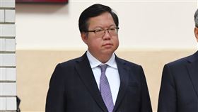 陳建仁立法院受訪行政院長陳建仁（中）27日上午赴立法院進行食安專案報告並備質詢，與行政院副院長鄭文燦（左）、行政院發言人林子倫（右）會前接受媒體聯訪。中央社記者翁睿坤攝  113年2月27日