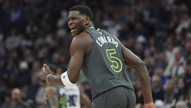 ▲灰狼艾德渥斯（Anthony Edwards）和國王的比賽只打上半場，因為當爸了。（圖／美聯社／達志影像）