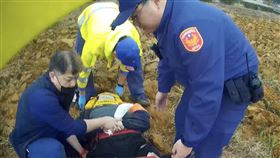 目擊車禍立即掉頭救人 熱心黃章珷彰顯義消精神