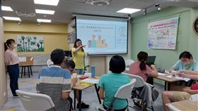 台灣社會心理復健協會推動落實精神障礙者自立生活，2022年3月設立精神障礙者社會融合與自立生活支持中心，以此為據點辦理精神障礙者同儕支持員培訓、自治團體培力等各種方案計畫及多元活動，培力精神障礙者。（圖／台灣社會心理復健協會提供）