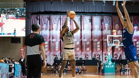 台鋼獵鷹洋將金恩。（圖／台南台鋼獵鷹提供）