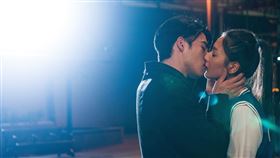 陳昊森、譚旻萱《不是你不愛你》。（圖／華映娛樂提供）