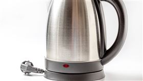 快煮壺https://www.flickr.com/photos/30478819@N08/50867822918/in/photolist-2kv1TxC-3hbThv-6syd71-27vPCb9-cXZMZh-2PDubc-2kv1TC2-286cUDB-JrjkHT-W61rLT-2kzCXV9-Jrjkma-286cVyn-286cU3g-VxcXW1-2gFPgA3-XeopyJ-2g