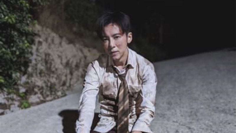 目睹老婆偷情　李國毅商魂搶吻她：全身抖