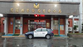 吉安分局,巡邏車,防撞,（圖／翻攝畫面）