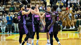 中信特攻決勝節擋住台啤雲豹反撲，在主場收下2連勝，也穩居聯盟龍頭。（圖／T1聯盟提供）