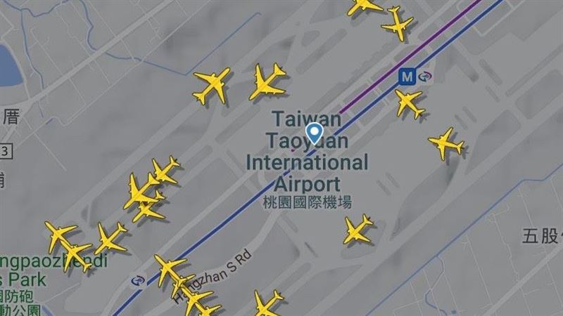 天空地面排隊塞爆！桃機南跑道歲修持續中