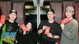 江宏傑、許孟哲成為晴空鳥蔡黃汝（左二）、李玉璽（右一）的師弟（圖／晴空鳥提供）