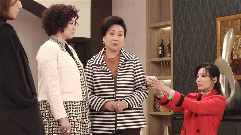 天道女星嫁豪門二姨太　網驚呼：懷孕了嗎