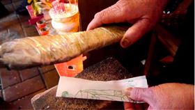 ▲打小人。（圖／三立新聞網）