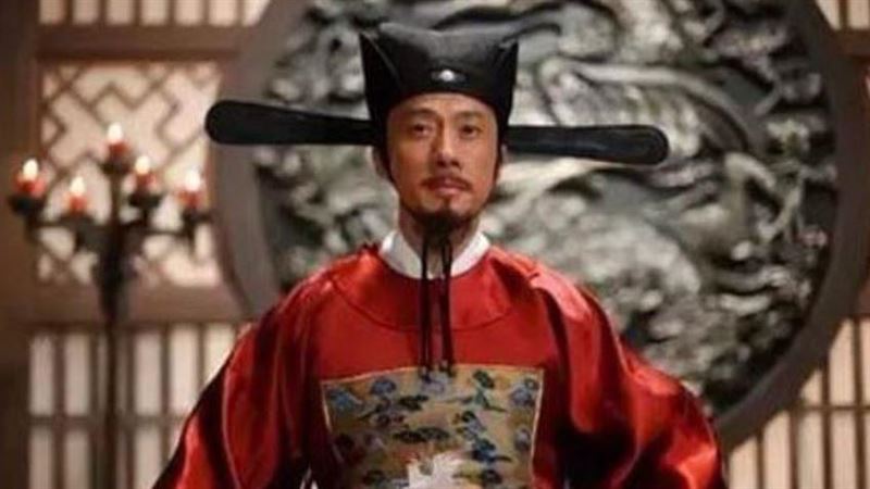 明成祖稱帝前，小官問了1句話竟升為宰相
