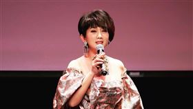 周思潔台中跌倒骨裂。（圖／翻攝自周思潔臉書）