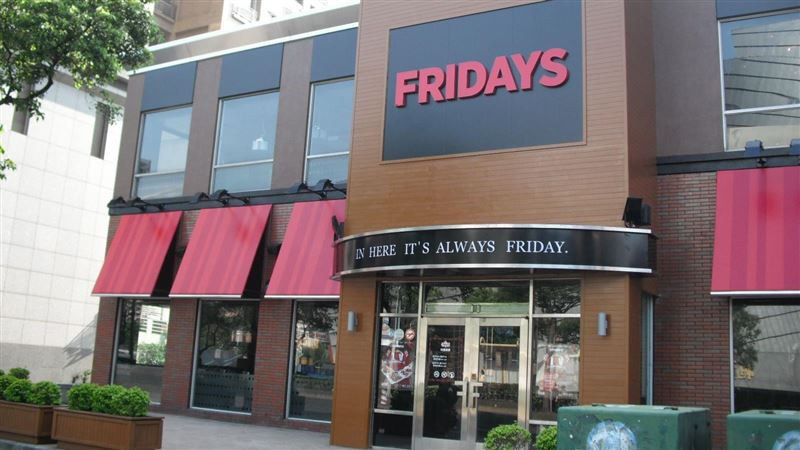 美Friday's聲請破產保護　債務危機擴大