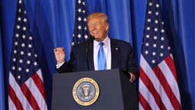 美國總統川普：美中同意恢復談判大阪20國集團（G20）峰會29日落幕，美國總統川普召開記者會表示，美中基本上同意恢復已中斷一陣的談判。中央社記者楊明珠大阪攝　108年6月29日