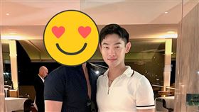  岱毅（右）與洋男合照引來猜想（圖／翻攝自IG）