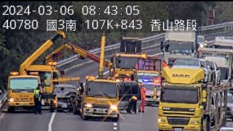 新／上班注意！國3香山段3車追撞　回堵中