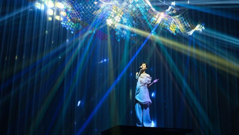 出道33年新加坡報喜　玉女掌門人近照驚人