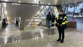 鄭捷,板橋車站,巡邏,新北,警方,保全,隨機殺人,仿效