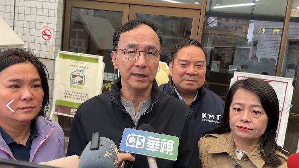 併掉黃復興遭轟辭主席　朱立倫：絕不退縮